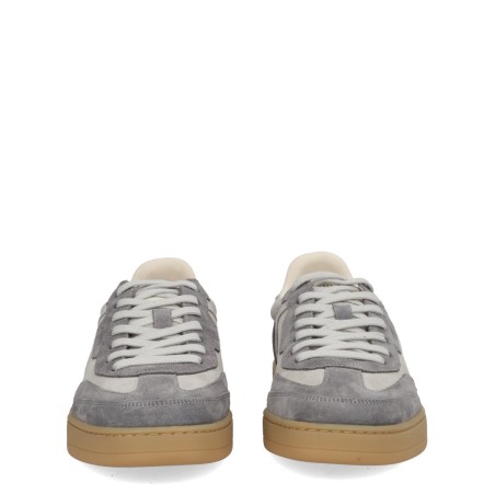 "SAYS T-TOE" SNEAKER