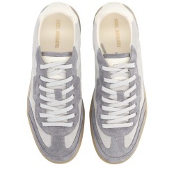 "SAYS T-TOE" SNEAKER