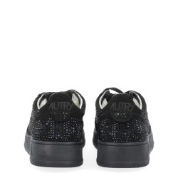 "MEDALIST LOW" SNEAKER