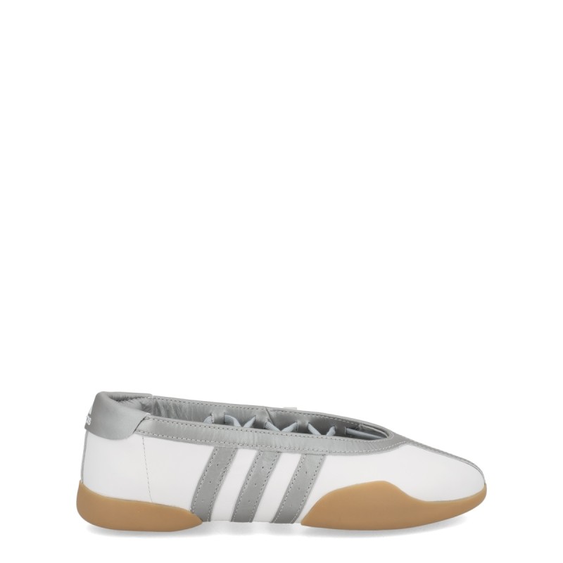 "TAEKWONDO MEI" SNEAKER