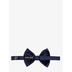 Silk bow tie