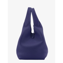 Leather shoulder bag with engraved logo