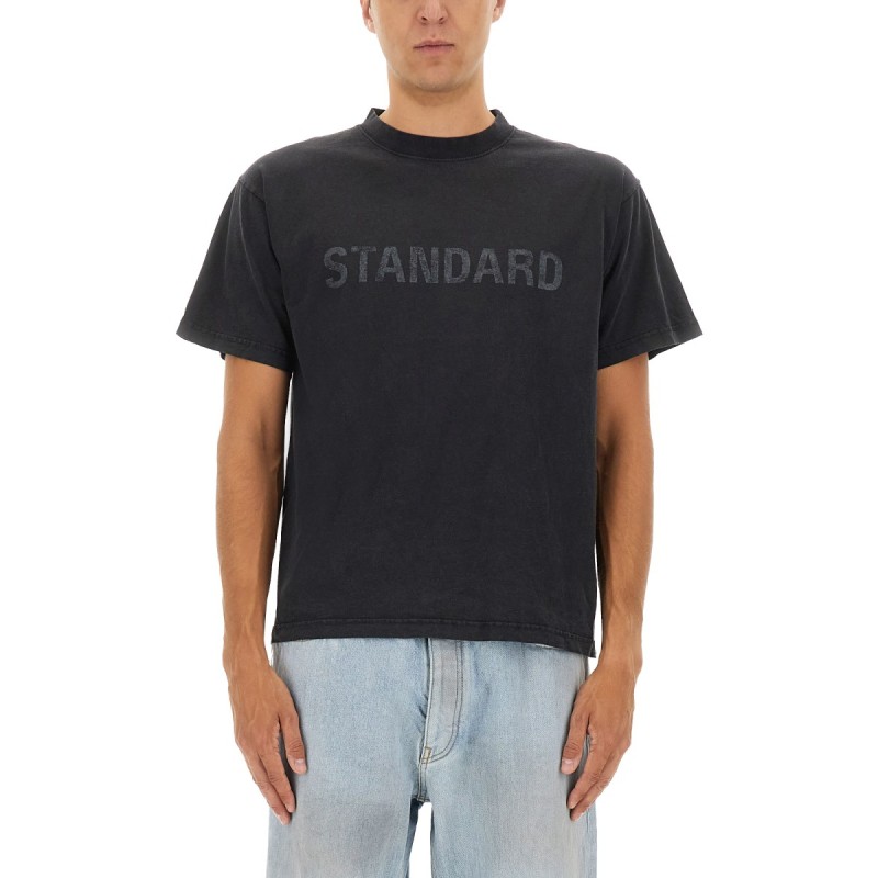 STANDARD T-SHIRT