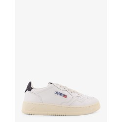 Medalist leather sneakers