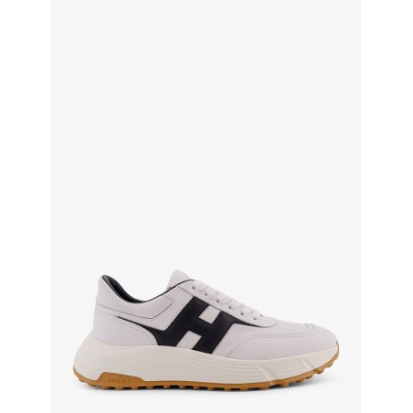 Hyperlight leather sneakers