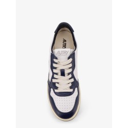 Medalist leather sneakers