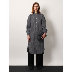 Leather T-Lock crossbody bag