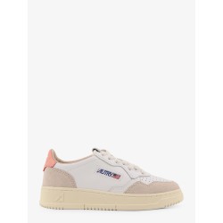 Medalist leather sneakers