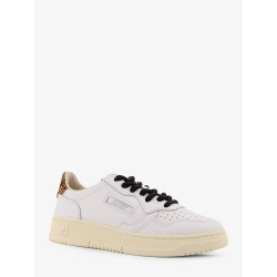 Medalist leather sneakers
