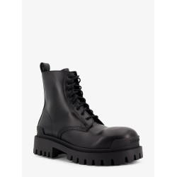 Leather boots with maxi rubber sole