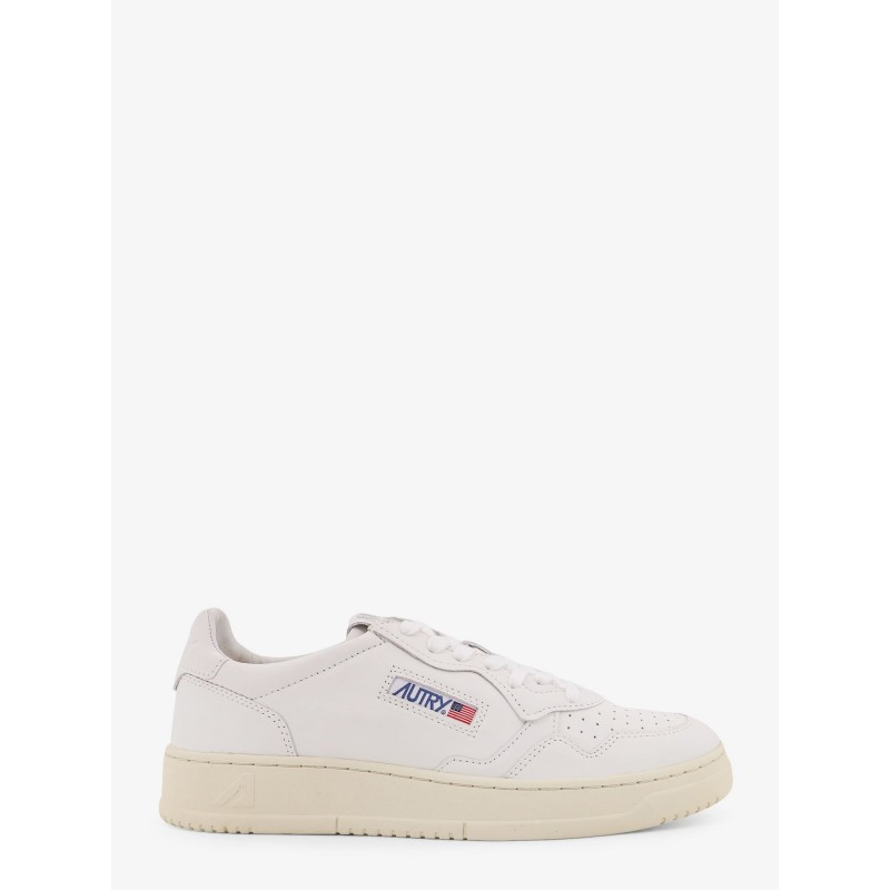 Medalist leather sneakers