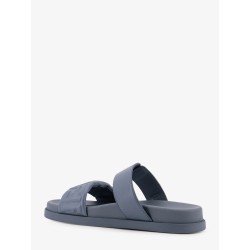 Fendi Feel low leather sandals