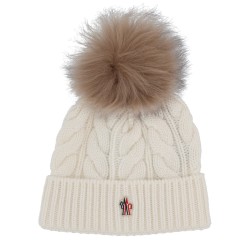 BEANIE WITH POM-POM