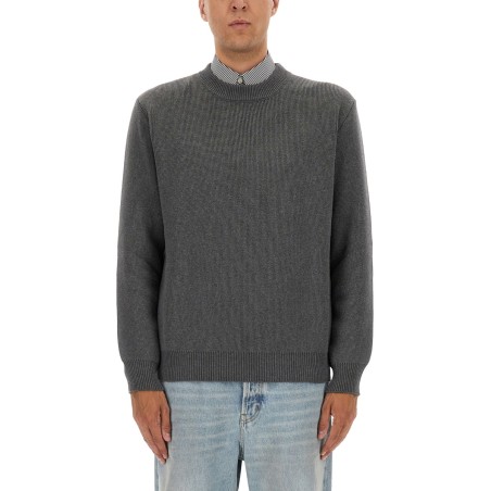 SWEATER WITH WRITING ON THE BACK