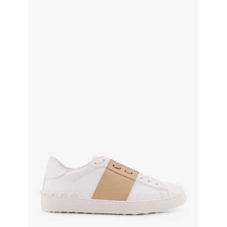 Open leather sneakers