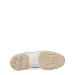 "INTERACTIVE" SNEAKER