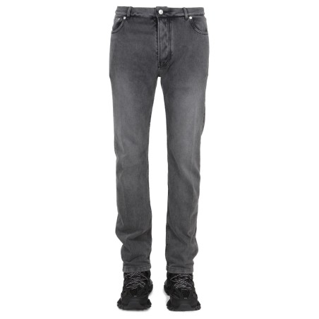 JEANS CON PATCH LOGO