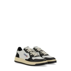 SNEAKER MEDALIST LOW