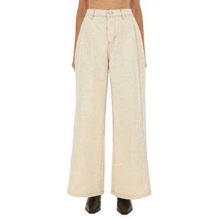 "SUPER WIDE FIT" JEANS