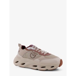 Nylon sneakers with leather inserts