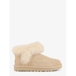 W Classic Ultra Mini suede boots