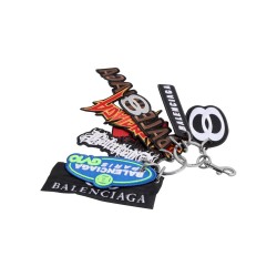 KEYCHAIN WITH PATCHES