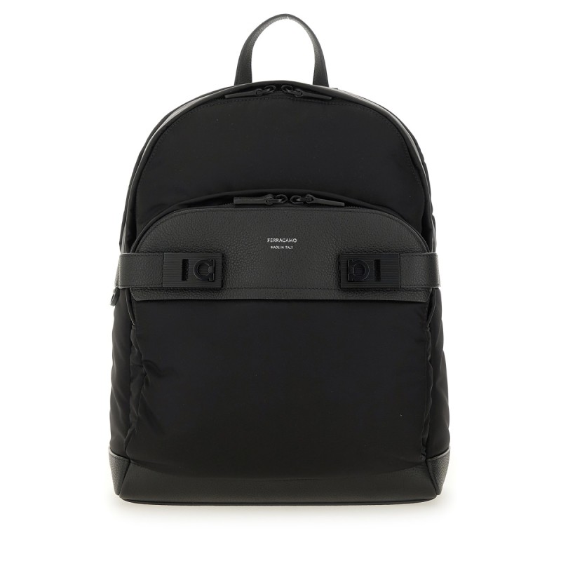 BACKPACK WITH BUCKLES "HOOKS"