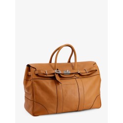 Leather travel bag with engraved logo on the front