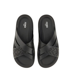 SLIDE SANDAL