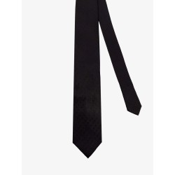 Silk tie