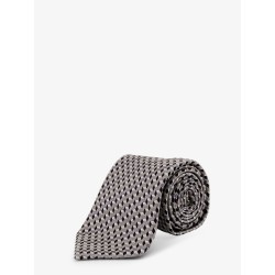 Silk tie