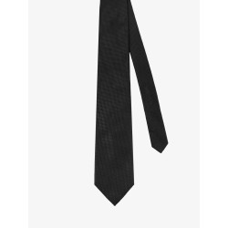 Silk tie