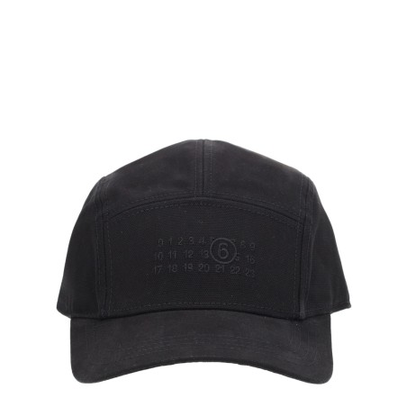 BASEBALL CAP WITH LOGO