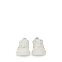 "MEDALIST LOW" SNEAKER