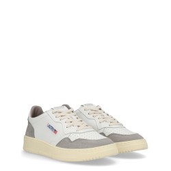 "MEDALIST LOW" SNEAKER