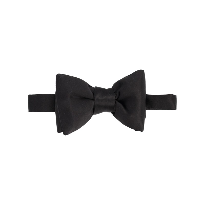SILK BOW TIE