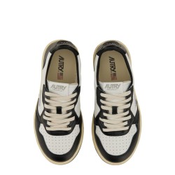 "MEDALIST LOW" SNEAKER