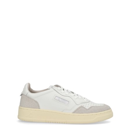 "MEDALIST LOW" SNEAKER