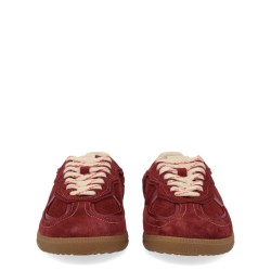 SUEDE SNEAKER