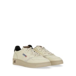 "MEDALIST" LOW SNEAKER