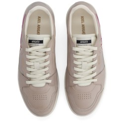 "SAYS LO BEE BIRD" SNEAKER