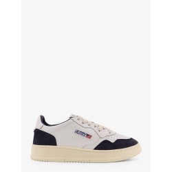 Medalist leather sneakers