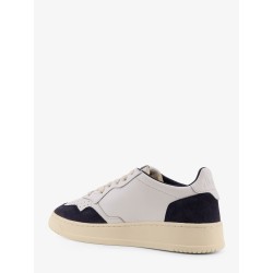Medalist leather sneakers