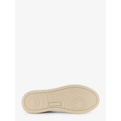 Medalist leather sneakers