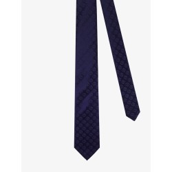 Silk tie