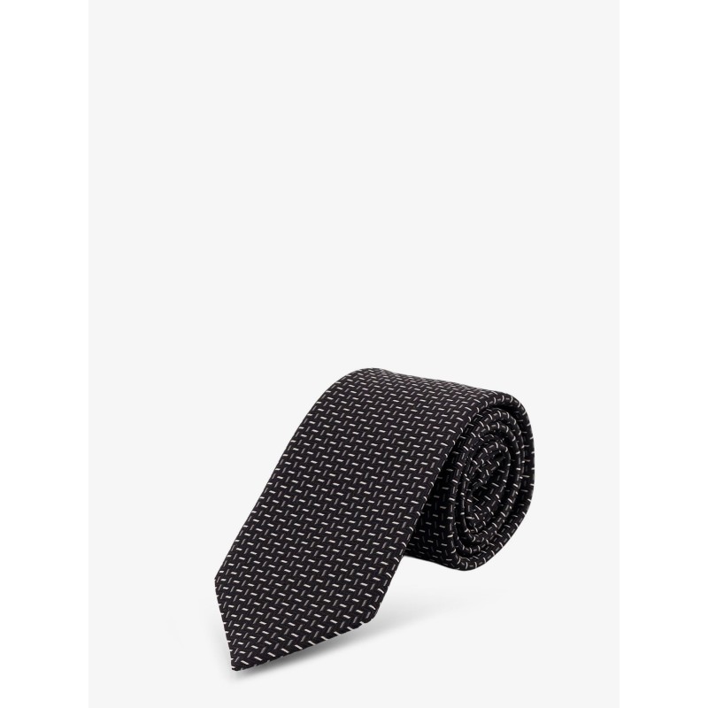 Silk tie