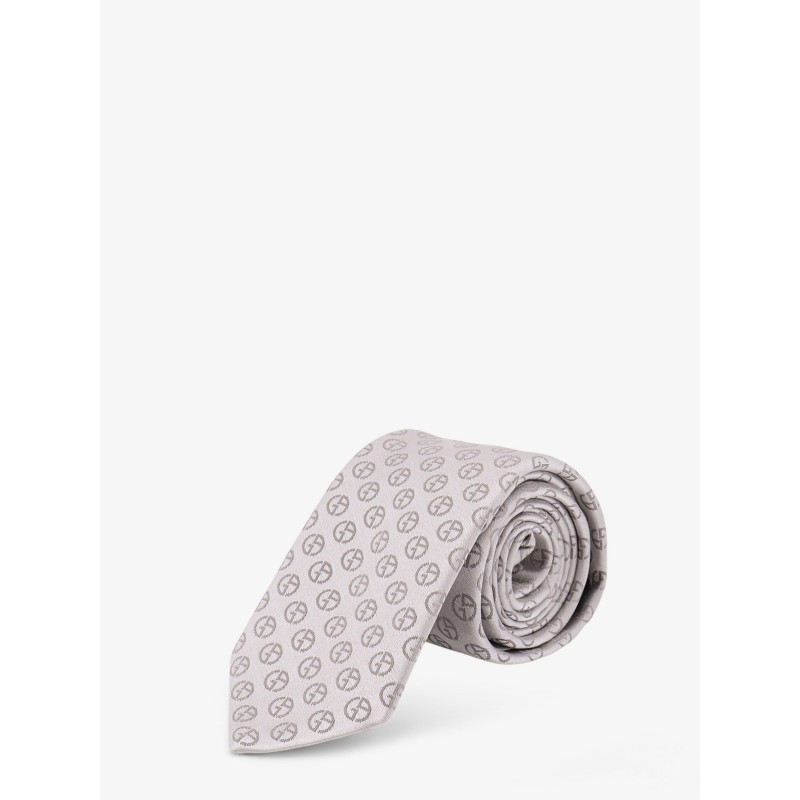 Silk tie