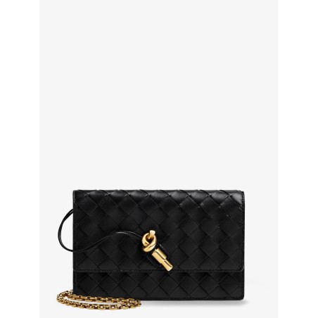 Leather crossbody bag with Intrecciato motif