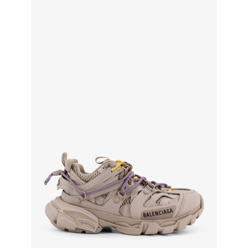 Track mesh sneakers with colored laces detail