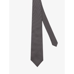 Silk tie
